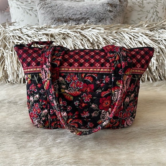 Vera Bradley Handbags - Vintage VERA BRADLEY Anastasia Petite Paddy Bag Zipper USA Black Red Floral Y2K